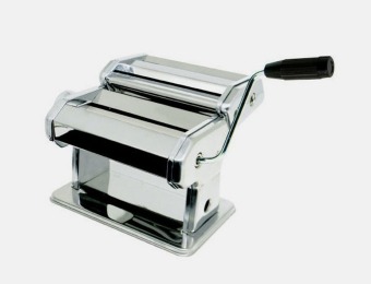 78% off Hand-Operated Stainless Steel Pasta Maker