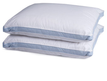 82% Off Wamsutta Jumbo Hypoallergenic Polyester Pillows