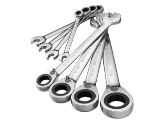 50% off GearWrench 8-Pc Std Ratcheting Combination Wrench Set