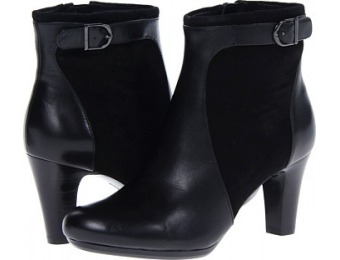 60% off Clarks Society Round Black Leather Women's Boots