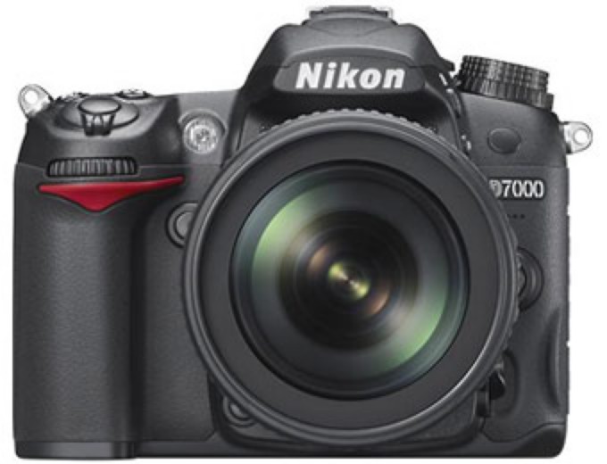 Nikon D7000 SLR Camera & 18-105mm VR Lens