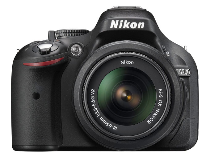 Nikon D5200 24.1MP Digital SLR w/ Lens