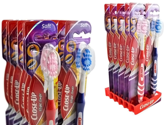 12-Pack: Close-Up Right Angle Toothbrushes