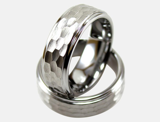 Tungsten Ring w/ Brushed Hammer Hit Design