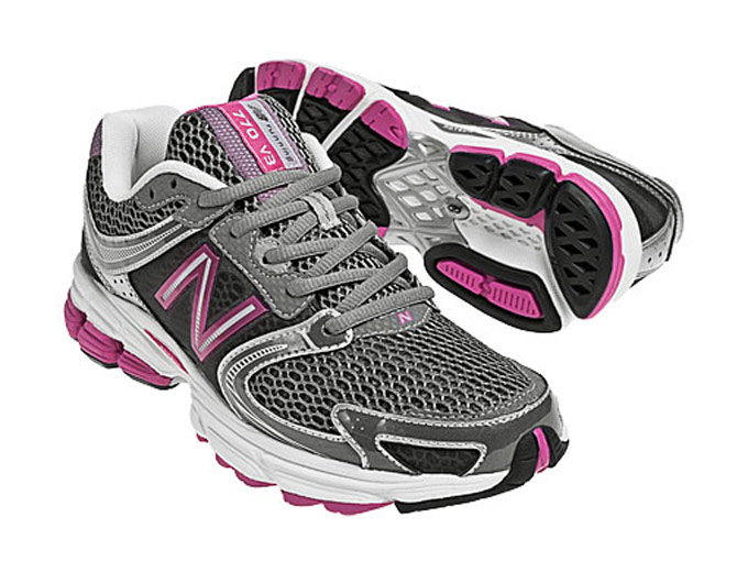 New Balance Women's W770v3 Running Shoes