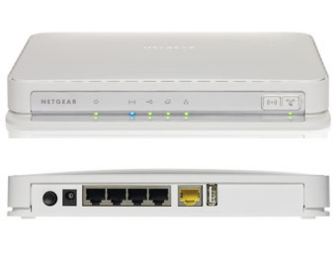 Netgear WNDRMAC 100NAS Wireless Router